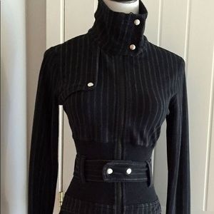 🎗LULULEMON SIZE 4 RARE JACKET WITHOUT BELT